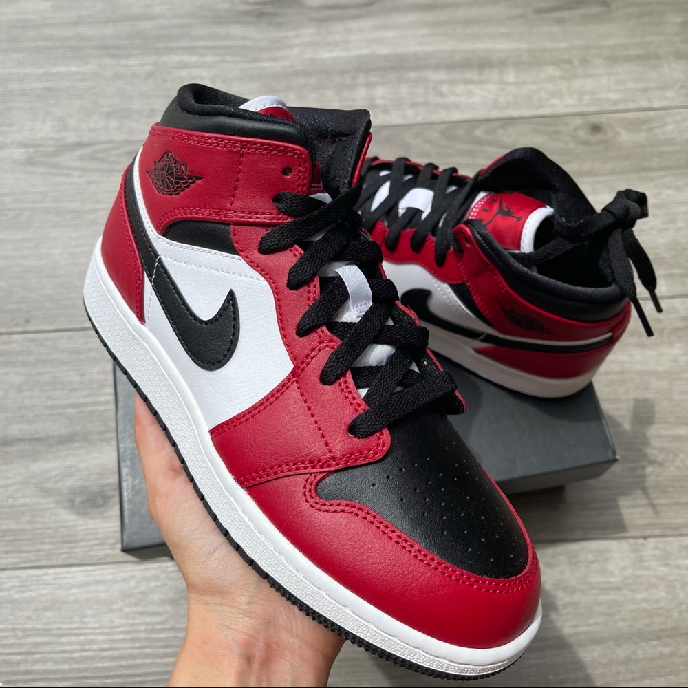 Air Jordan 1 mid Chicago - Picture 3 of 10